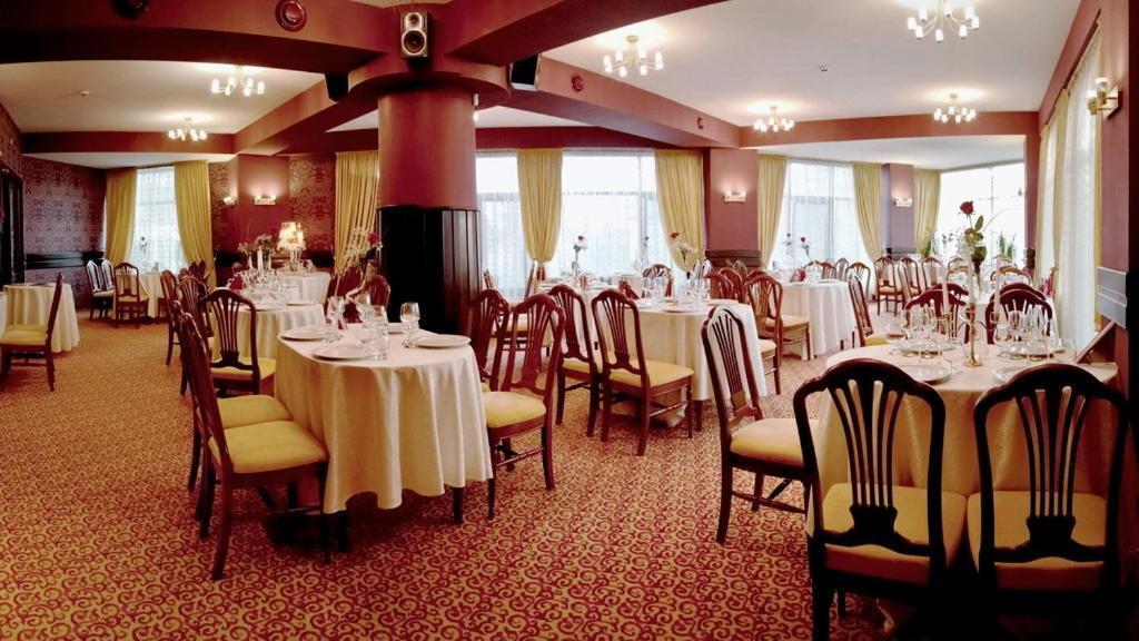 Indiana Hotel Яссы Экстерьер фото